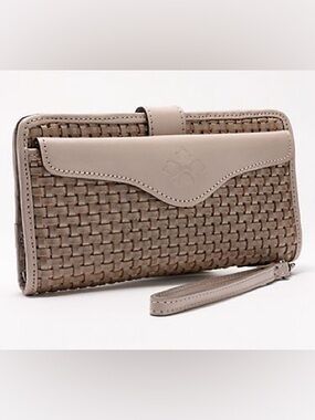 NWT Patricia Nash Woven Valentia Wristlet/Wallet
